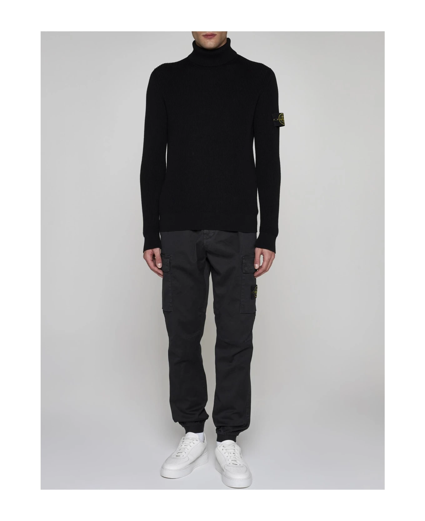 Stone Island Stretch Cotton Cargo Pants 2 Stone Island Stretch Cotton Cargo Pants - Image 2